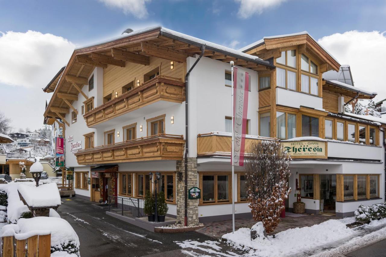 Hotel Theresia Garni Sankt Johann in Tirol Exterior photo