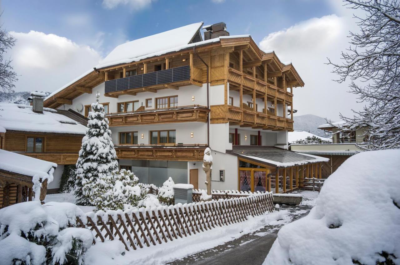 Hotel Theresia Garni Sankt Johann in Tirol Exterior photo