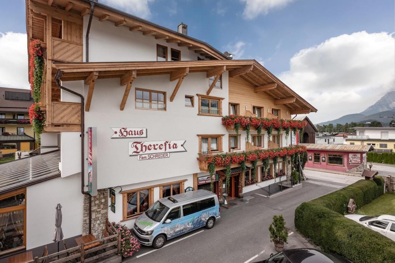 Hotel Theresia Garni Sankt Johann in Tirol Exterior photo