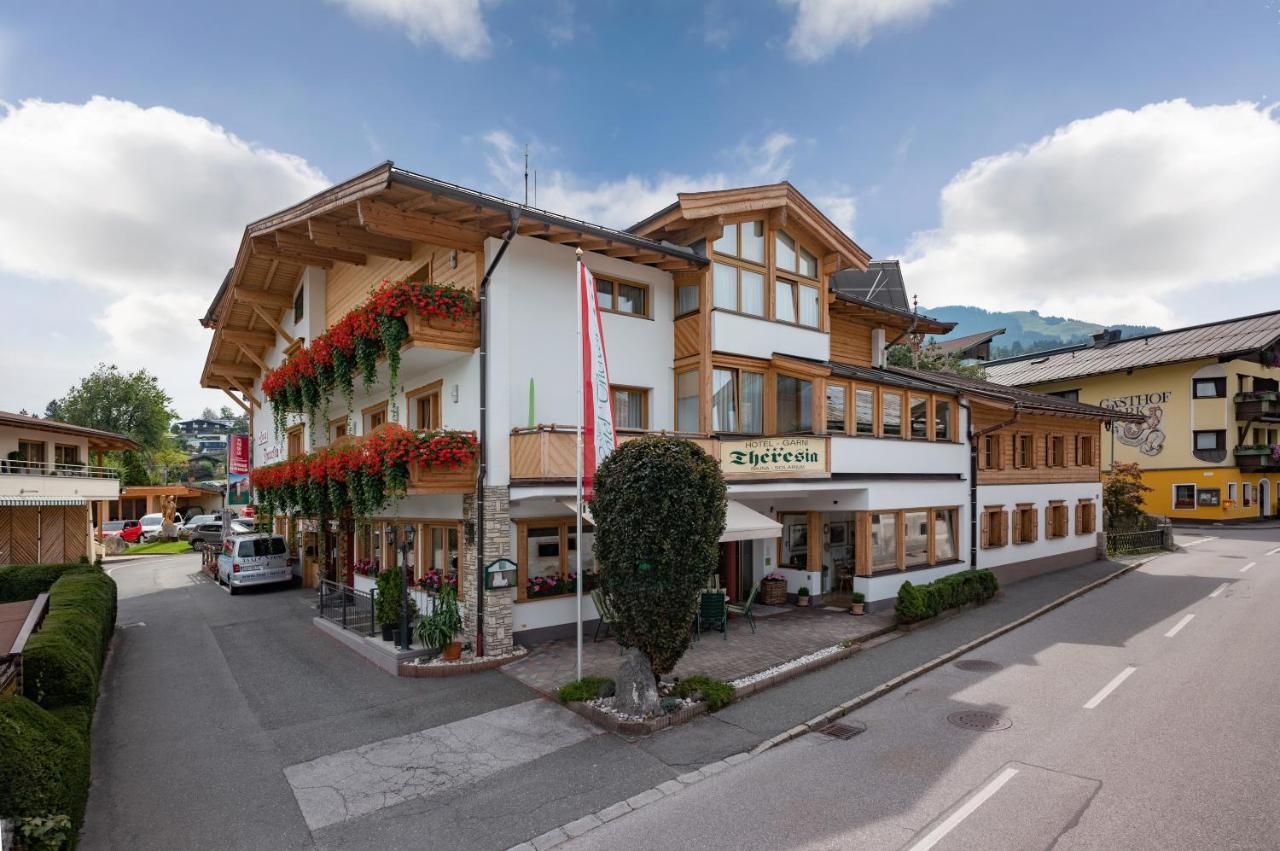 Hotel Theresia Garni Sankt Johann in Tirol Exterior photo