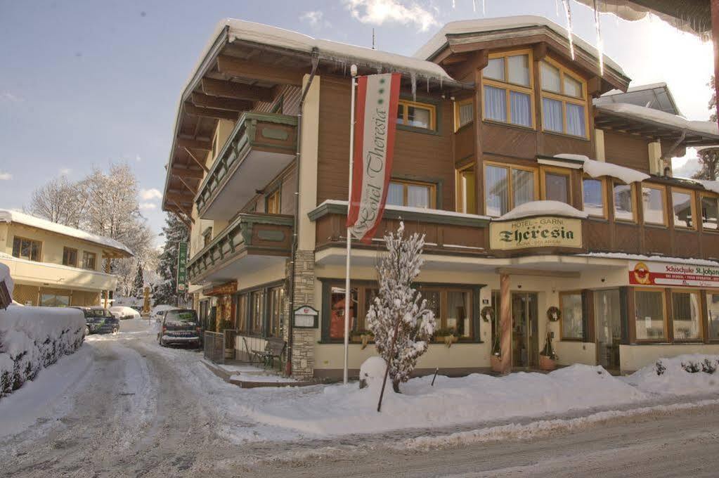 Hotel Theresia Garni Sankt Johann in Tirol Exterior photo